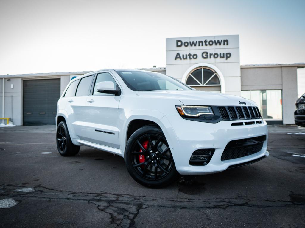 Jeep Grand Cherokee srt8 Silver